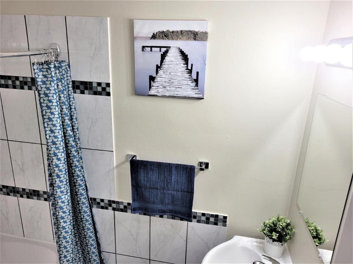 Cozy 4 Bedroom Townhouse - Peaceful Feel Of Home Winnipeg Luaran gambar
