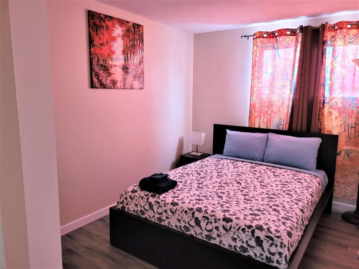 Cozy 4 Bedroom Townhouse - Peaceful Feel Of Home Winnipeg Luaran gambar