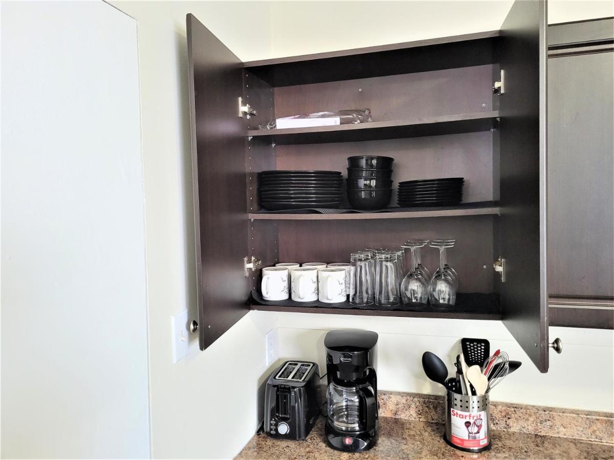 Cozy 4 Bedroom Townhouse - Peaceful Feel Of Home Winnipeg Luaran gambar